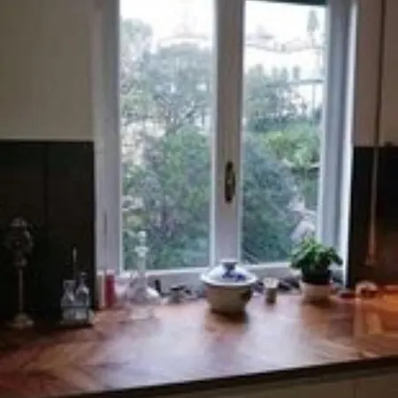 Beautiful With Great Downtown Location Apartment *